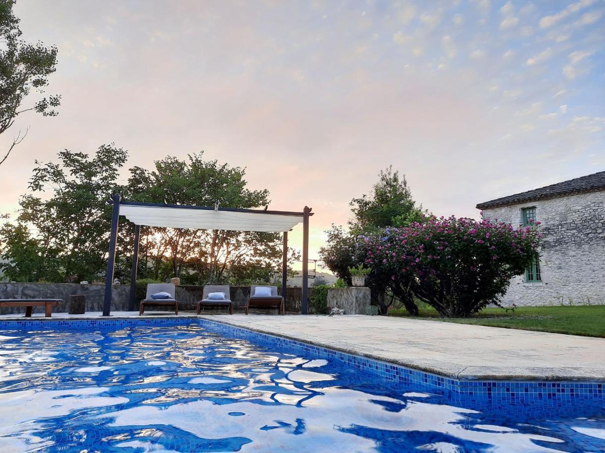 Manoir Le Moulinal47 - Vue Panoramique Otel Courbiac Dış mekan fotoğraf