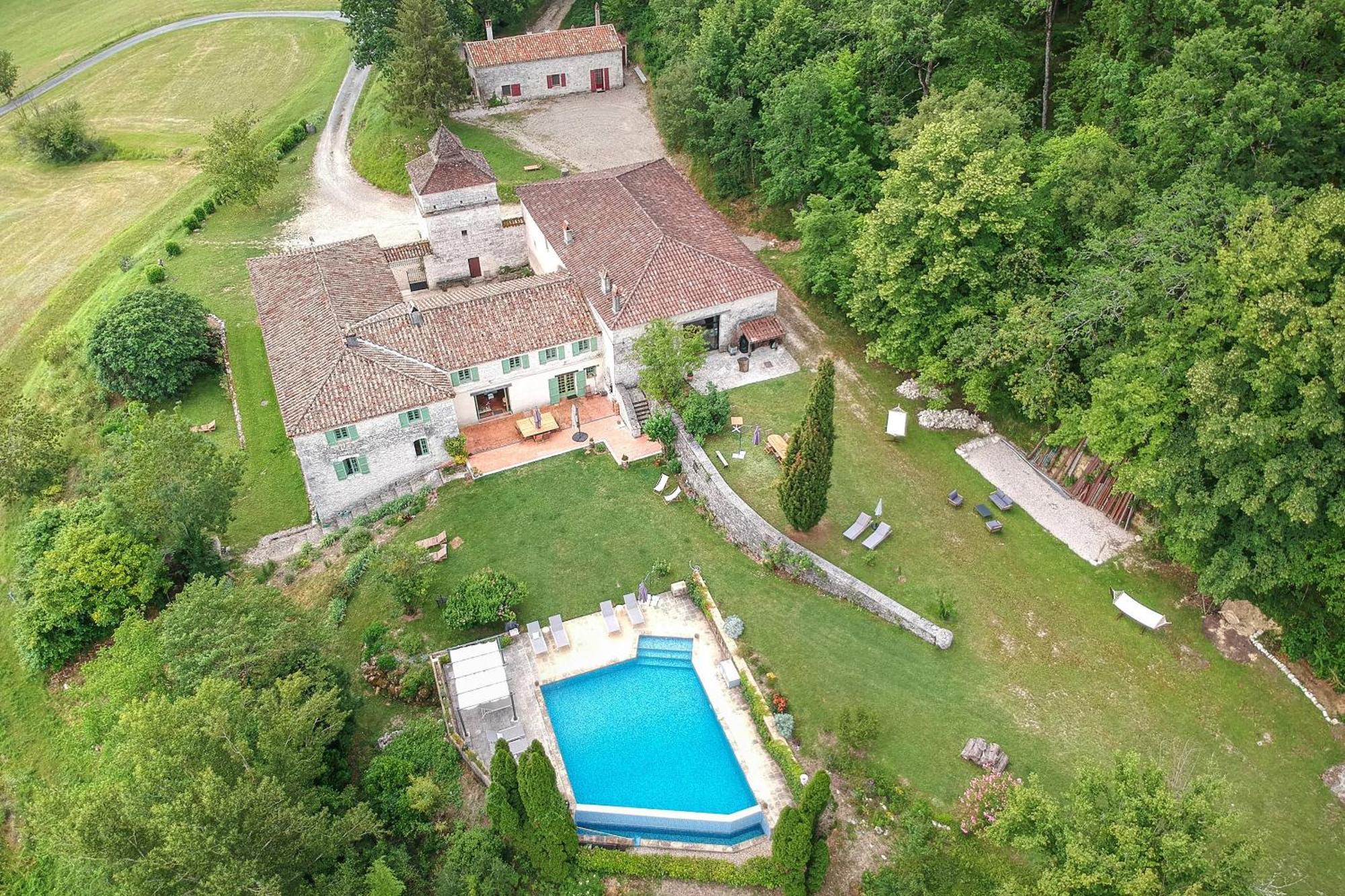 Manoir Le Moulinal47 - Vue Panoramique Otel Courbiac Dış mekan fotoğraf