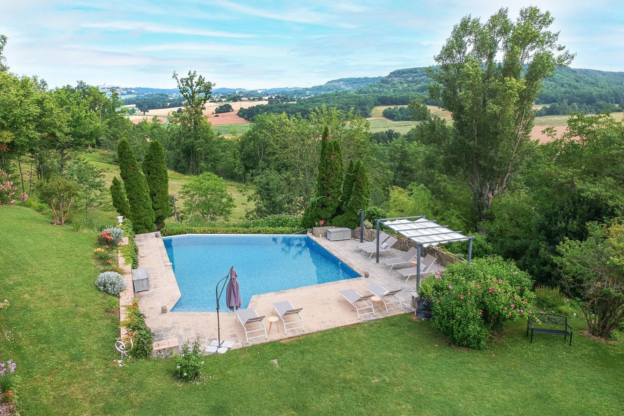 Manoir Le Moulinal47 - Vue Panoramique Otel Courbiac Dış mekan fotoğraf