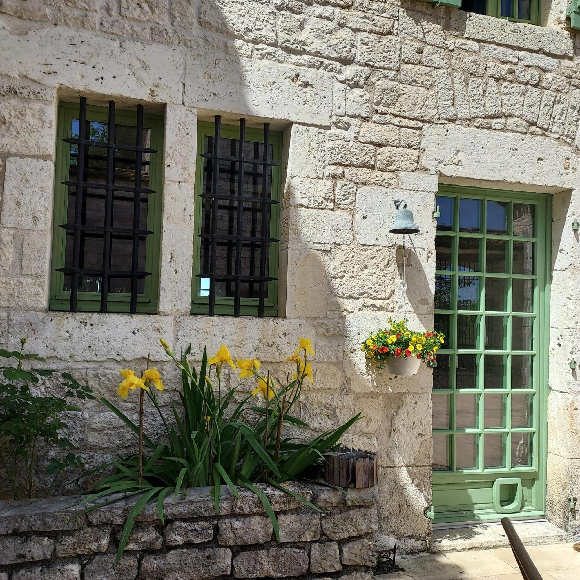 Manoir Le Moulinal47 - Vue Panoramique Otel Courbiac Dış mekan fotoğraf